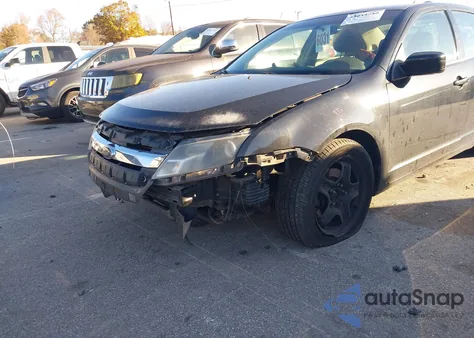 2010 Ford Fusion Se z USA, uszkodzony, nr VIN 3FAHP0HGXAR120363